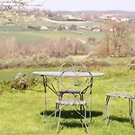 La Maison De Louis Alojamento de Acomodação e Pequeno-almoço Francon