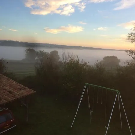 La Maison De Louis Bed & Breakfast 3*