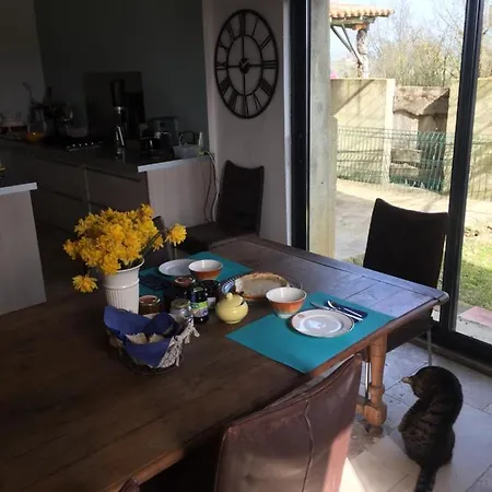 La Maison De Louis Couette-café Francon