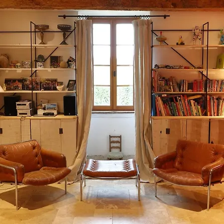 La Maison De Louis Couette-café