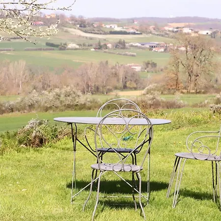 La Maison De Louis Bed & Breakfast Francon