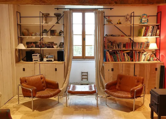 La Maison De Louis ベッド・アンド・ブレックファスト