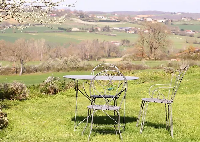 La Maison De Louis ベッド・アンド・ブレックファスト Francon