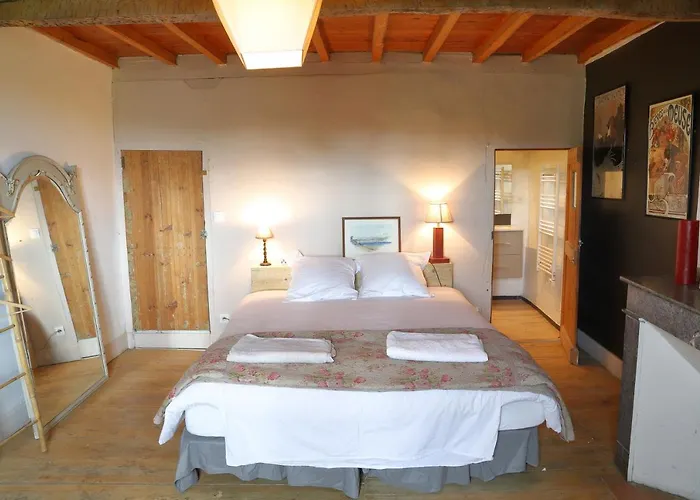 ベッド・アンド・ブレックファスト La Maison De Louis